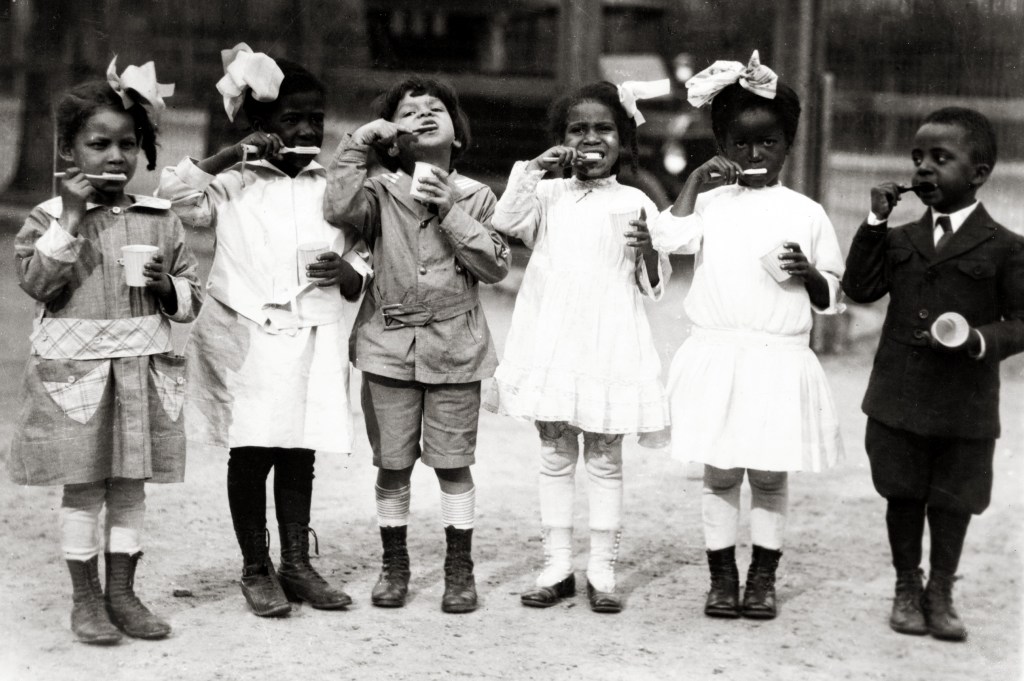 early 20th century black Washington, D.C. children