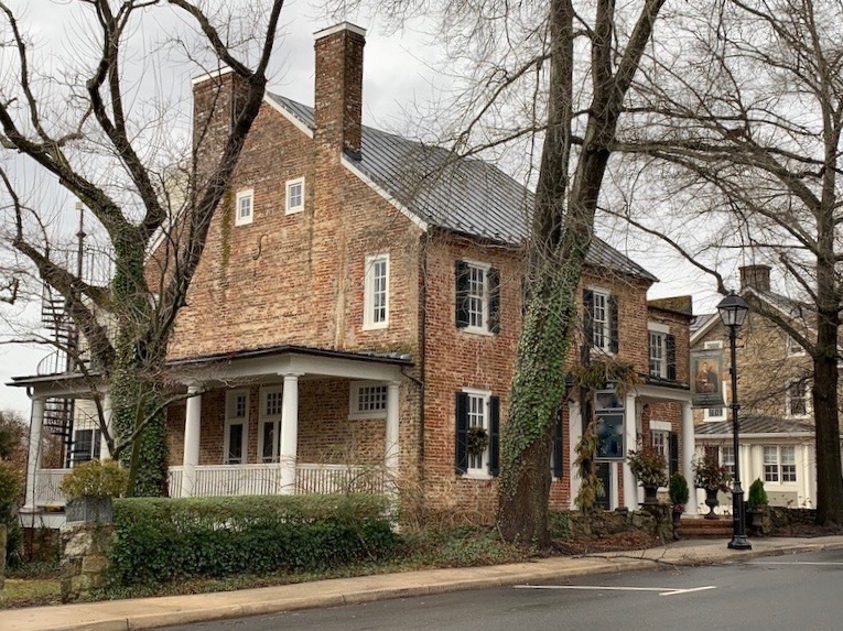 19th century home in loudoun county, virginia