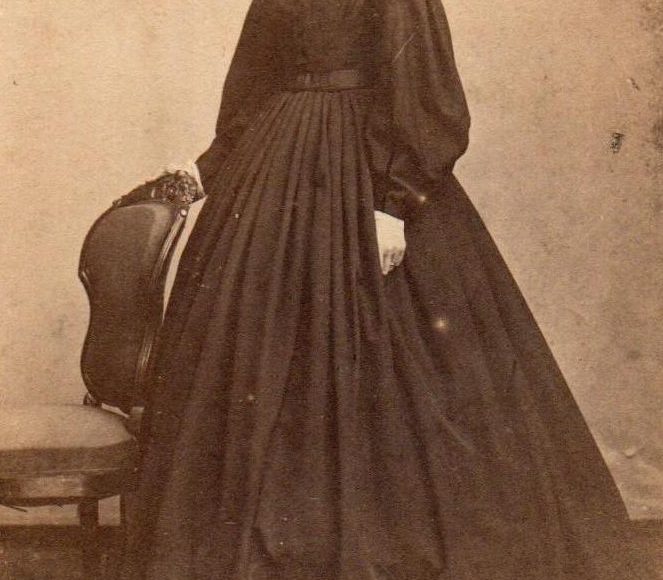 19th century quaker woman